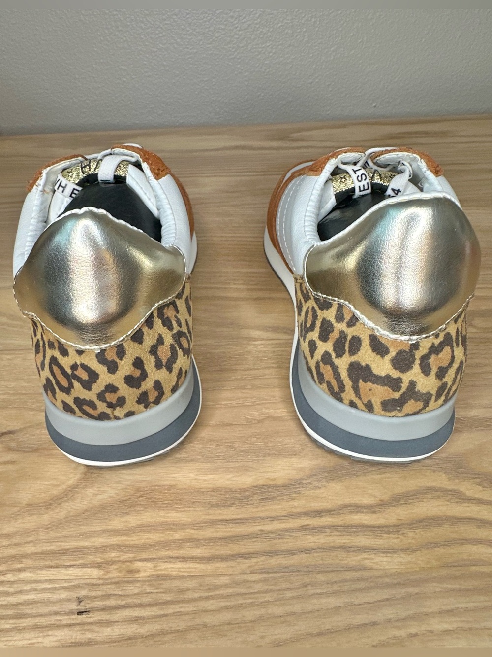 NEW Vintage Havana Valery Leopard Print and Metallic Casual Trendy Sneakers - Picture 6 of 8